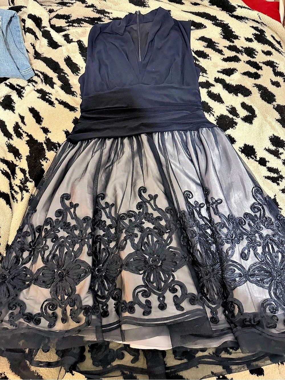 SINY Black & Gray Tulle Dress Size 16 Like New